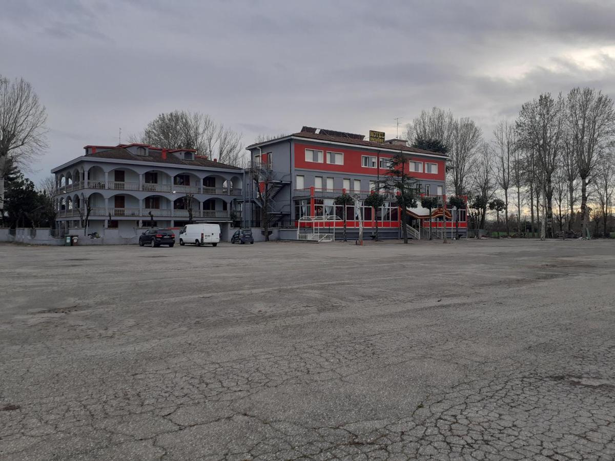 Hotel Paradiso Castelfranco Emilia Exterior photo